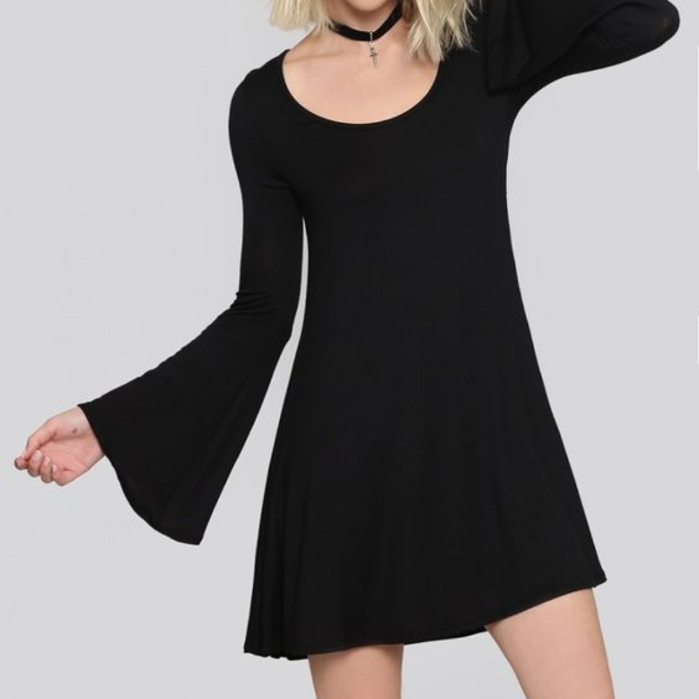 Like New Gypsy Warrior Bell-Sleeved Black Mini, M